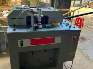 Máy phay đố thay dao nhanh 3 cổ bi
